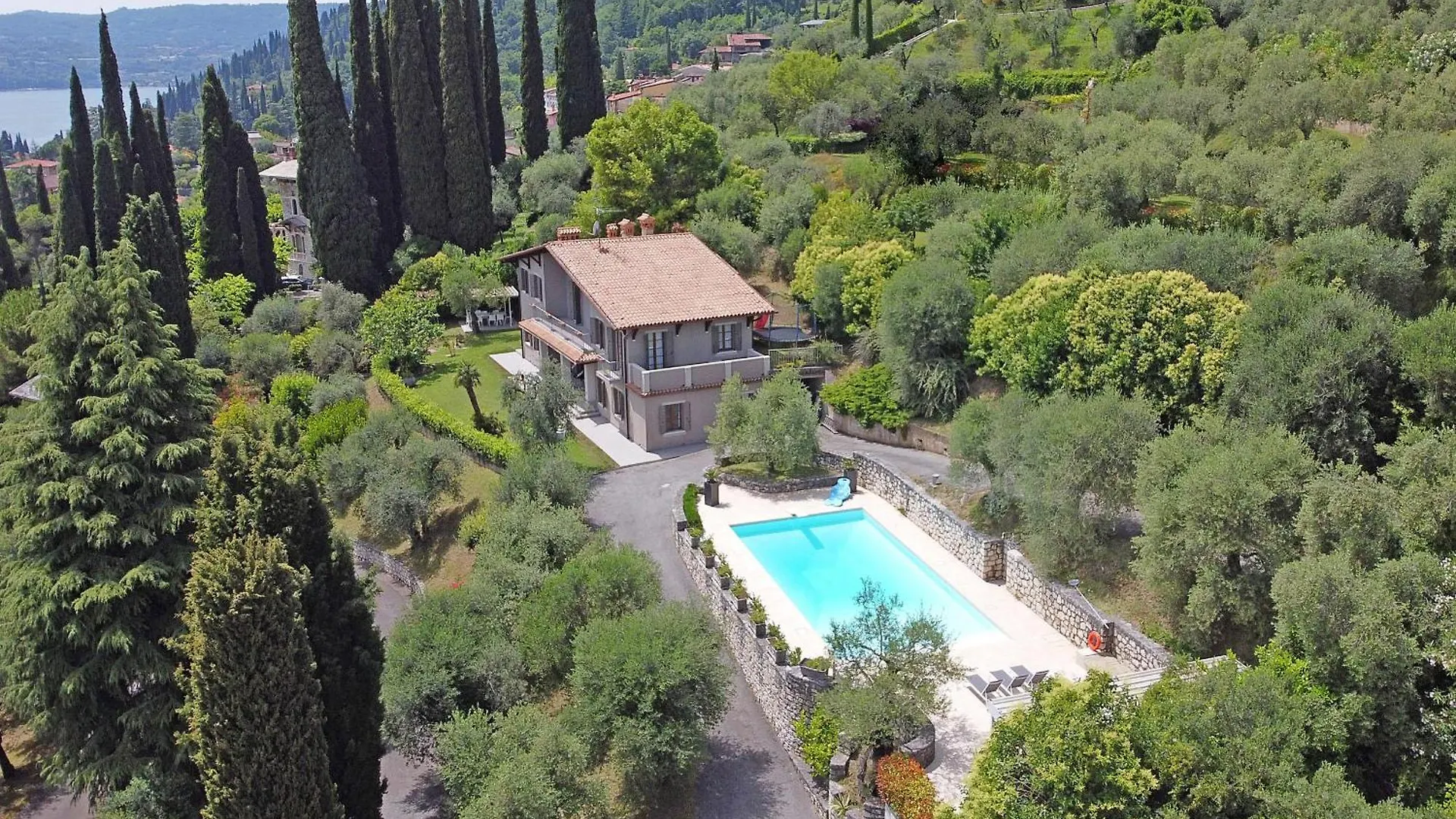 Villa Mariavittoria Gardone Riviera