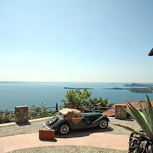 Alloggio per agriturismo Dimora Bolsone, Gardone Riviera